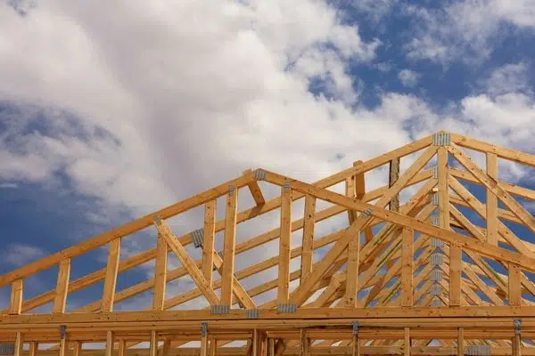 Read more about the article Tips on How to Reinforce Trusses in Roof and Protect Against Strong Winds